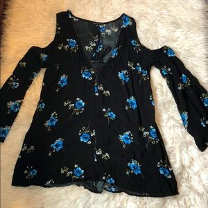 Kendall & Kylie Blue Floral Cold Shoulder Dress